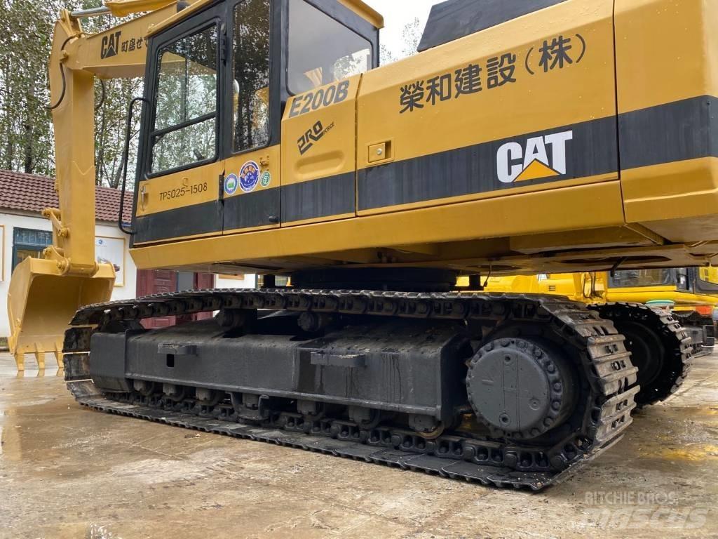 CAT E200B حفارات زحافة