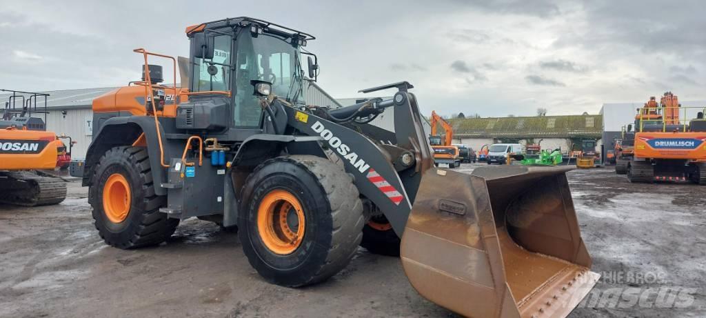 Doosan DL420-7 لوادر بعجل