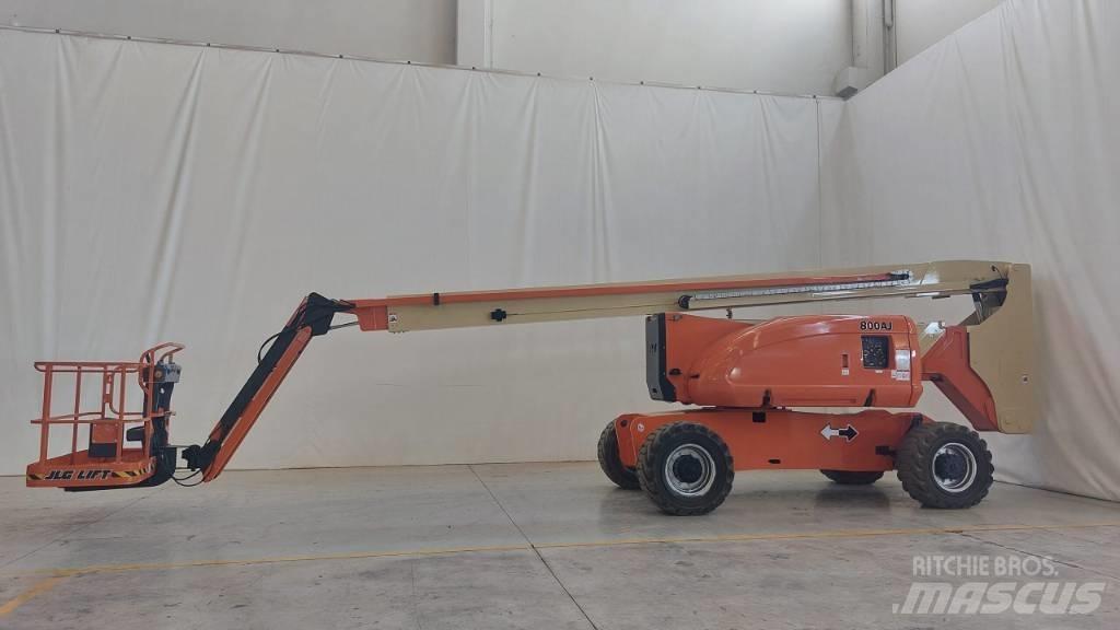 JLG 800 AJ رافعات سلة مفصلية