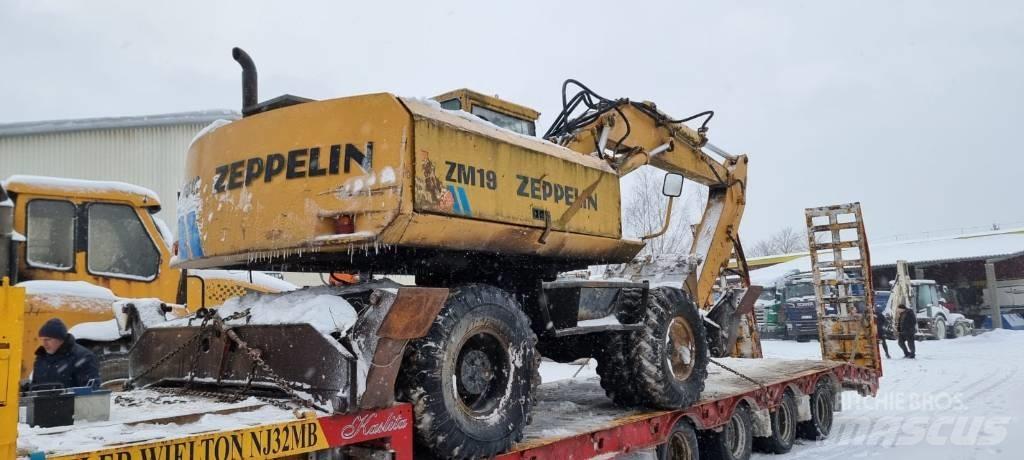 CAT Zeppelin ZM 19 حفارات بعجل