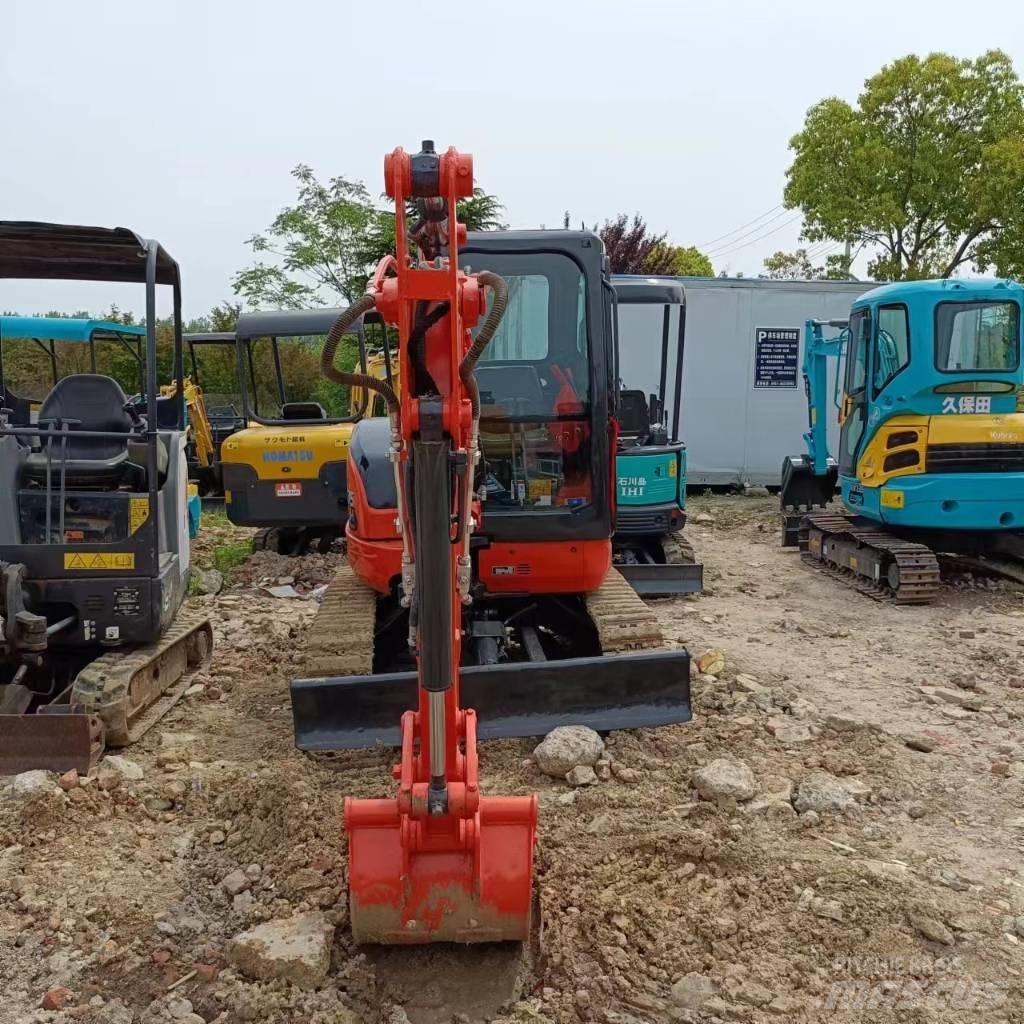 Kubota U 35 حفارات صغيرة أقل من 7 طن (حفارات صغيرة)