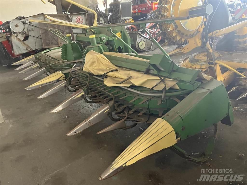 Krone 600 ملحقات الحصادات