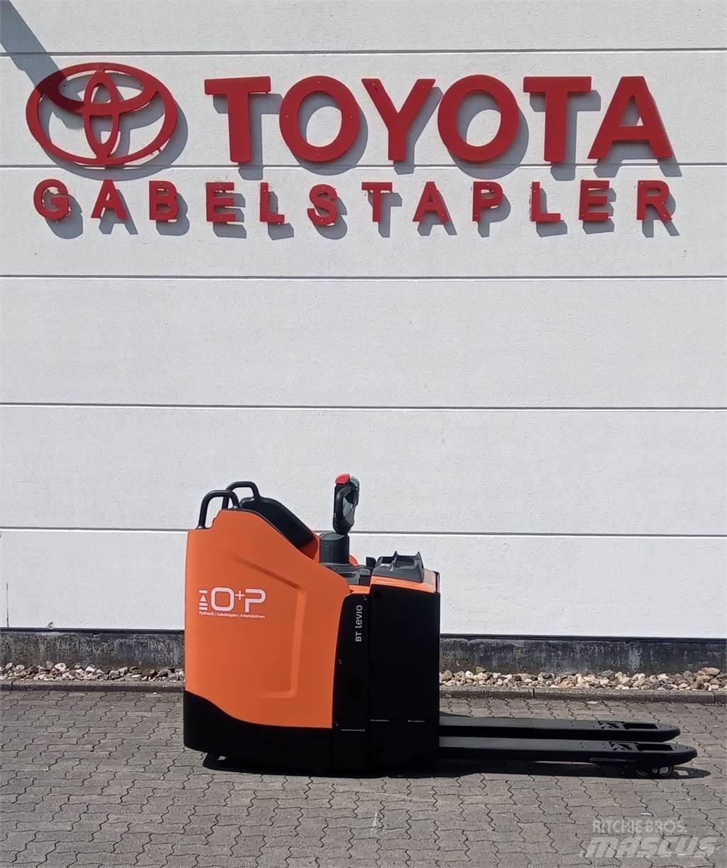 Toyota LPE 250 معدات الرفع منخفض المستوى