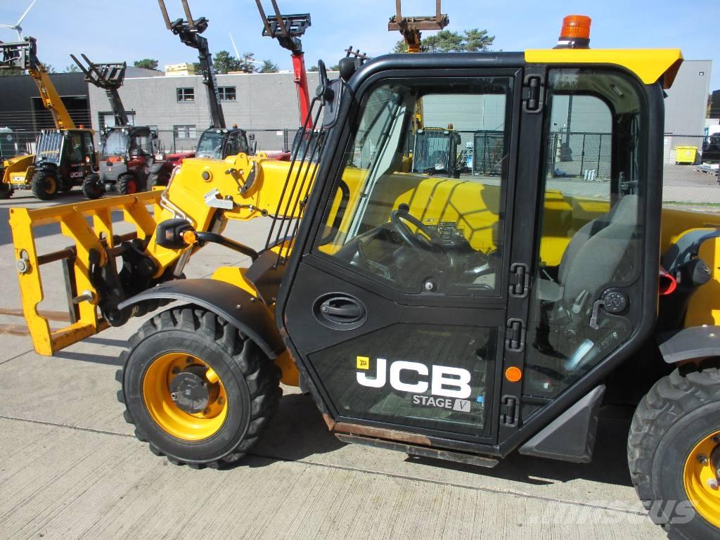 JCB 525-60 T5 (582) مناولات متداخلة