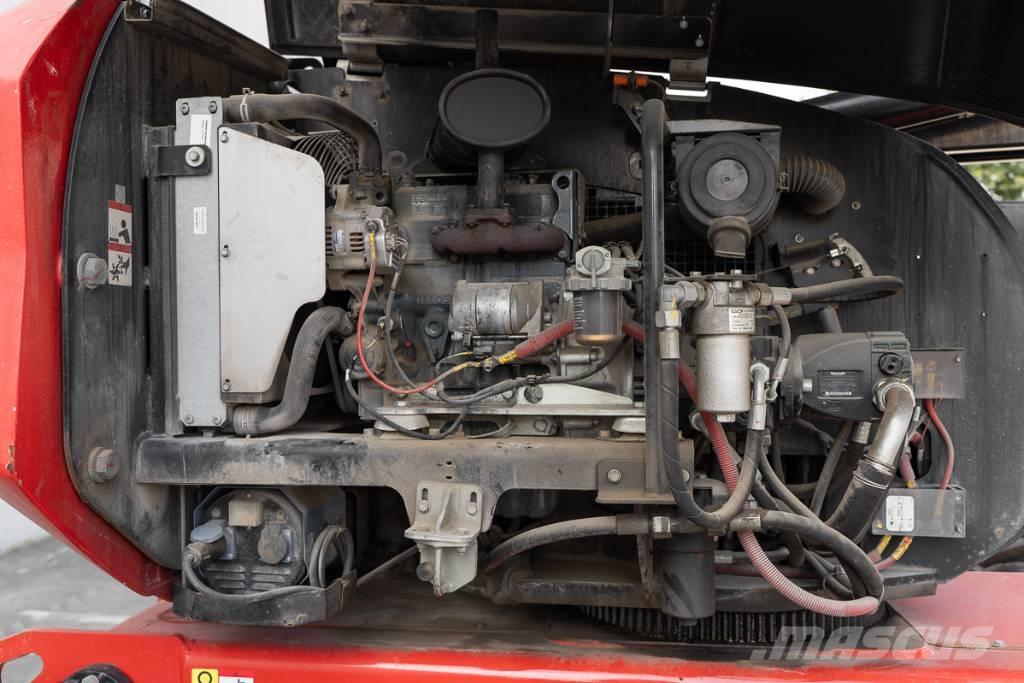 Manitou 180 ATJ RC رافعات سلة مفصلية