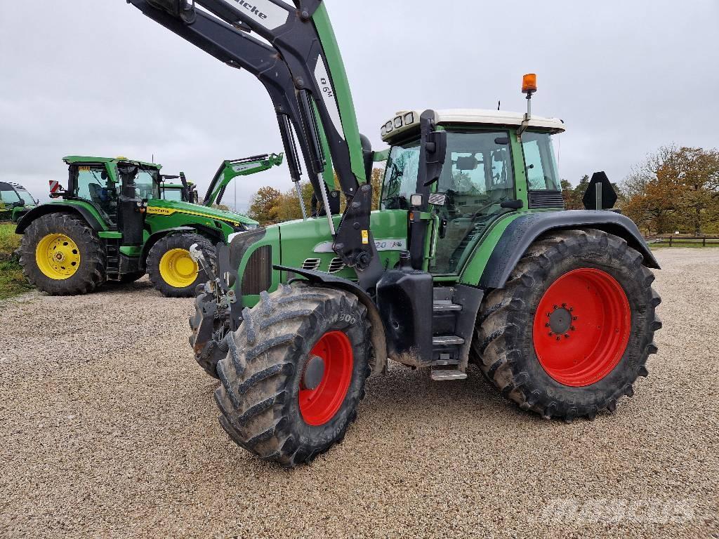Fendt 820 GPS الجرارات