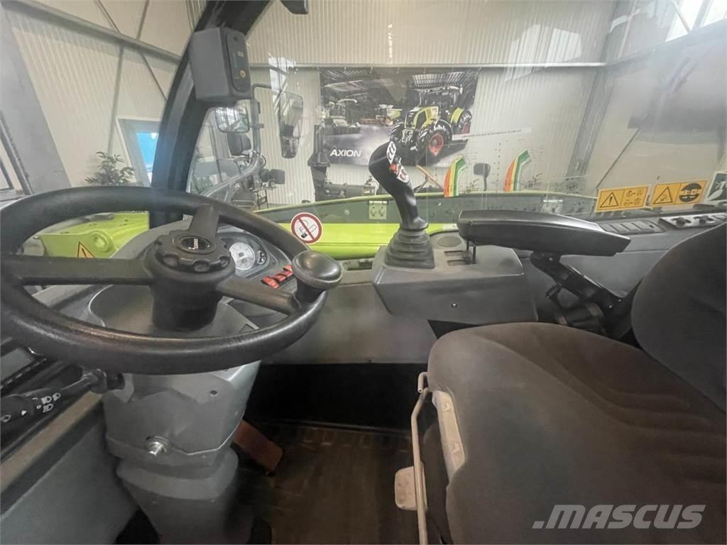 CLAAS Scorpion 746 معدات مناولة لأغراض الزراعة