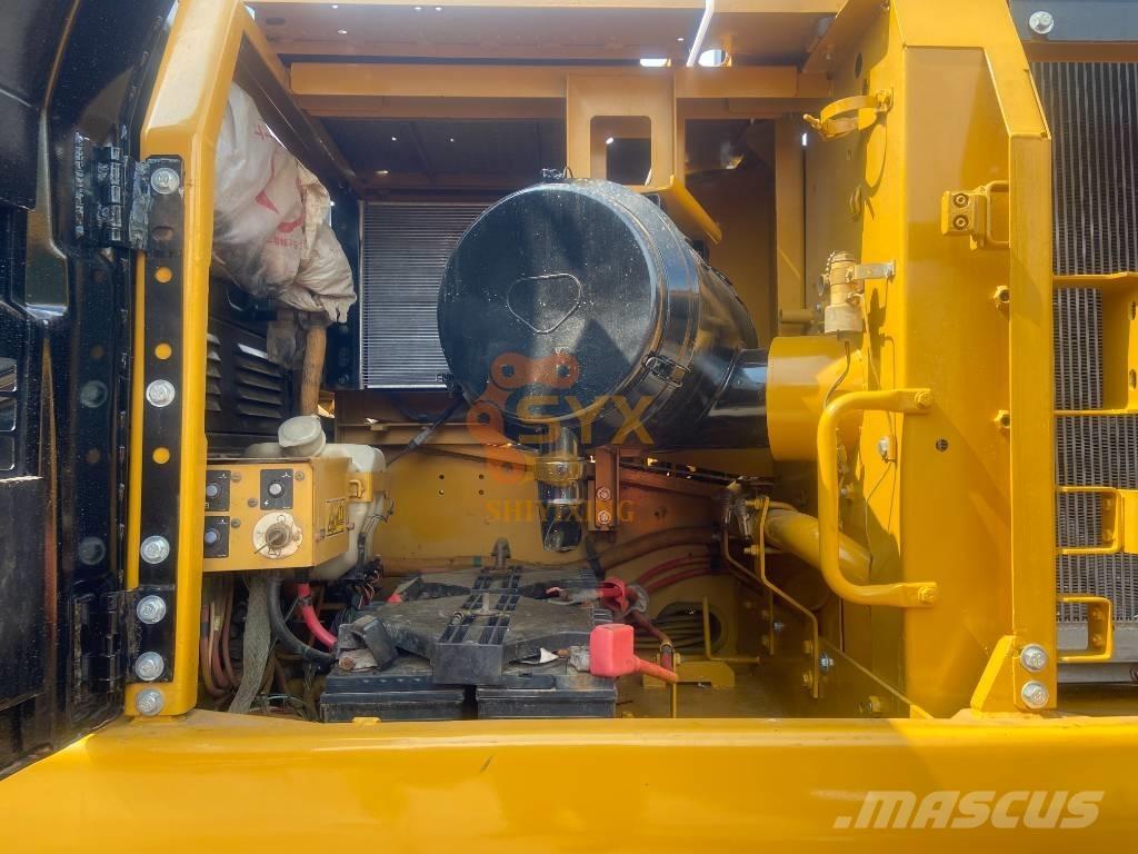 CAT 336 D حفارات زحافة