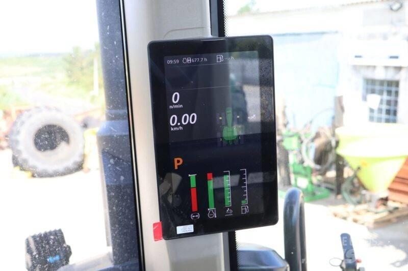 John Deere 8R 280 الجرارات