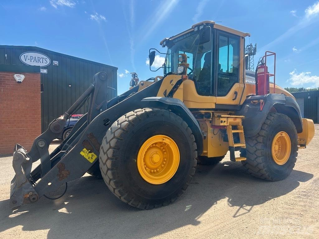 Volvo L110H L/Boom لوادر بعجل