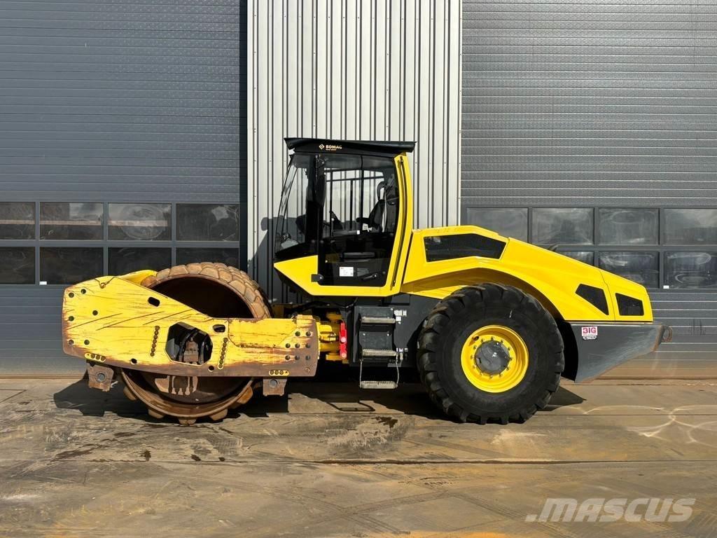 Bomag BW219PDH-5 مداحل أحادية الأسطوانة