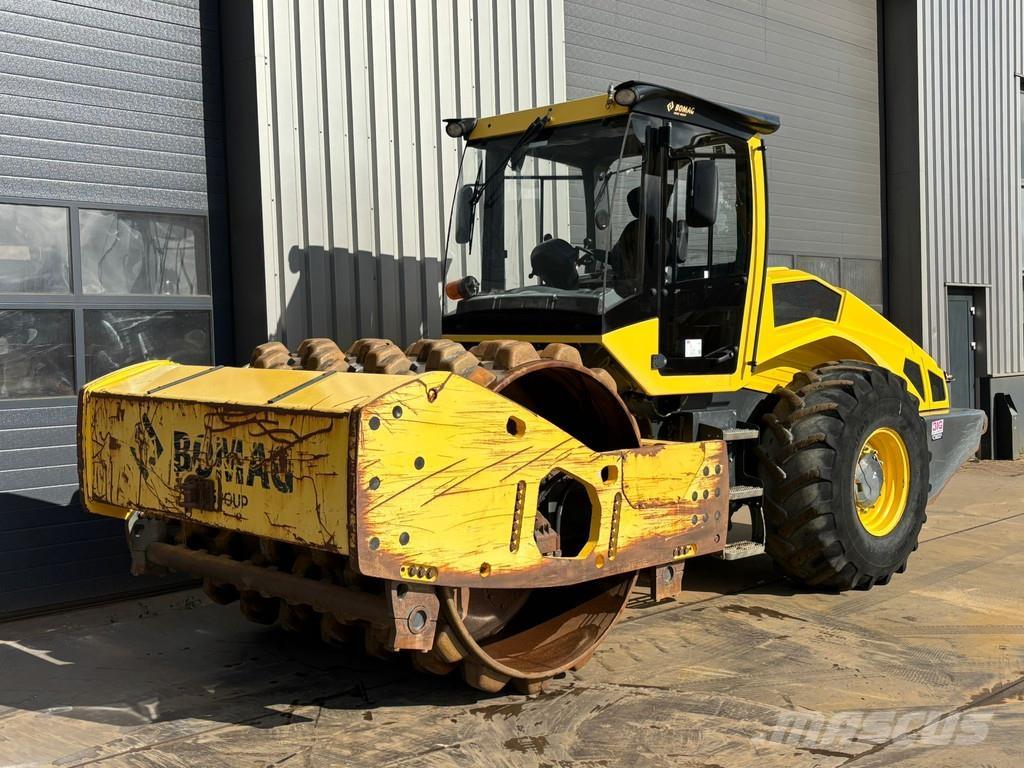 Bomag BW219PDH-5 مداحل أحادية الأسطوانة