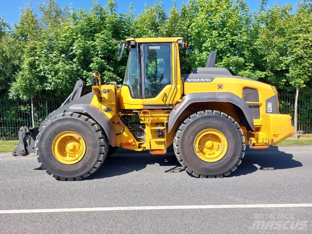 Volvo L120H لوادر بعجل