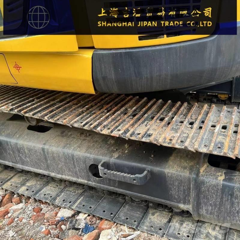 Komatsu PC 138 حفارات زحافة