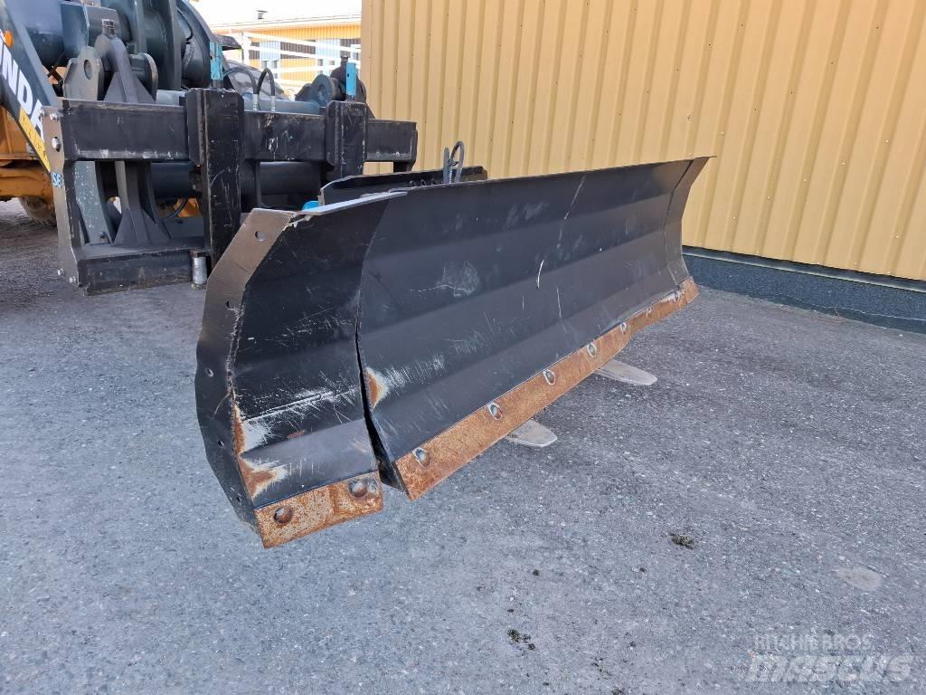Kellfri SP250E حراثات ونصول الجليد