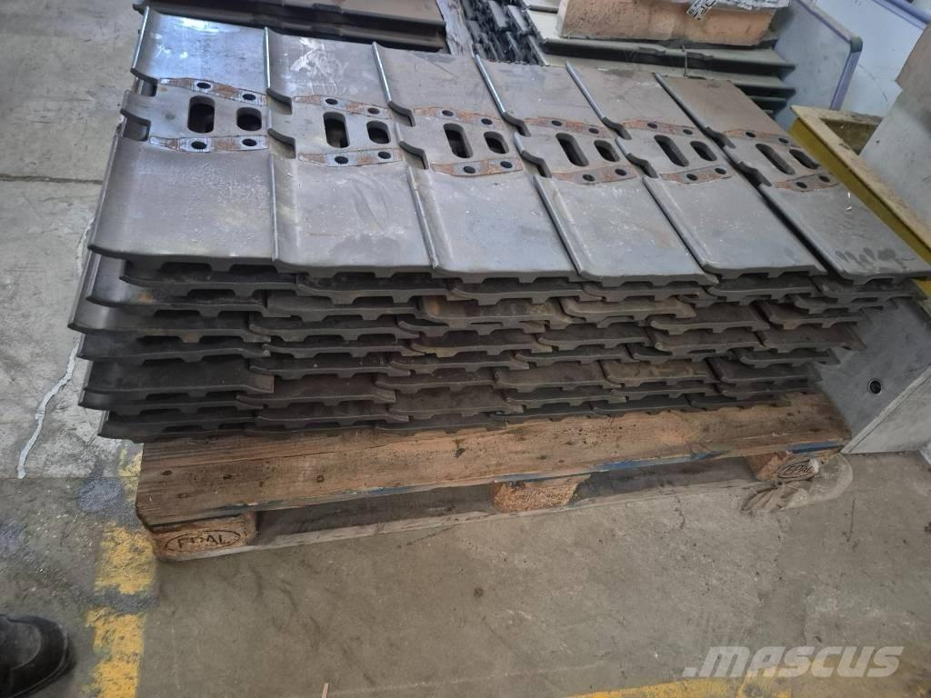 Sennebogen 613 المسارات والسلاسل والهيكل السفلي