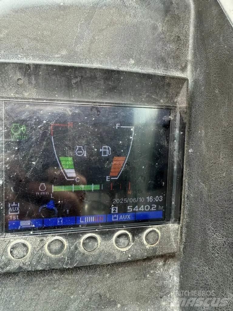 Takeuchi TB230 حفارات صغيرة أقل من 7 طن (حفارات صغيرة)