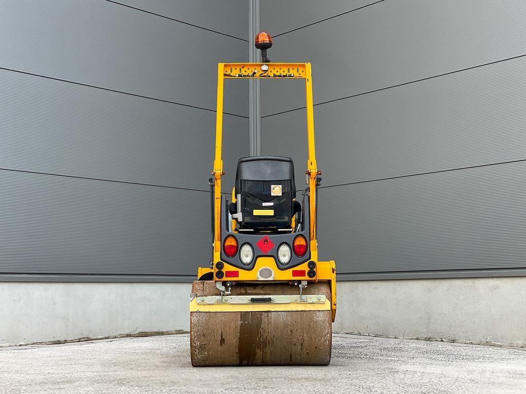 Hamm HD 10C VV مداحل ثنائية الاسطوانة