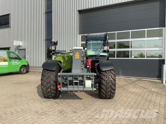CLAAS Scorpion 741 مناولات متداخلة