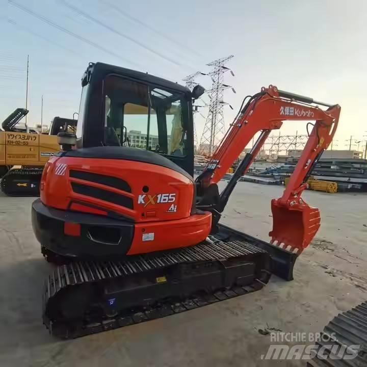 Kubota KX165 حفارات زحافة