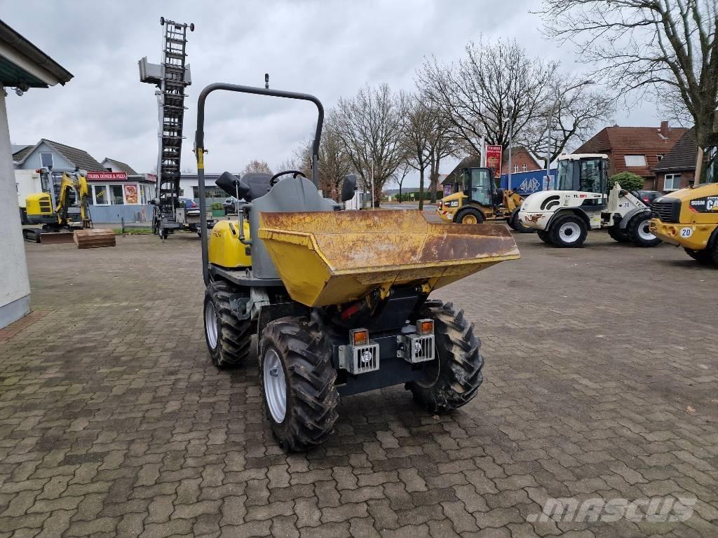 Wacker Neuson 1501 عربات نقل قلابة للمواقع