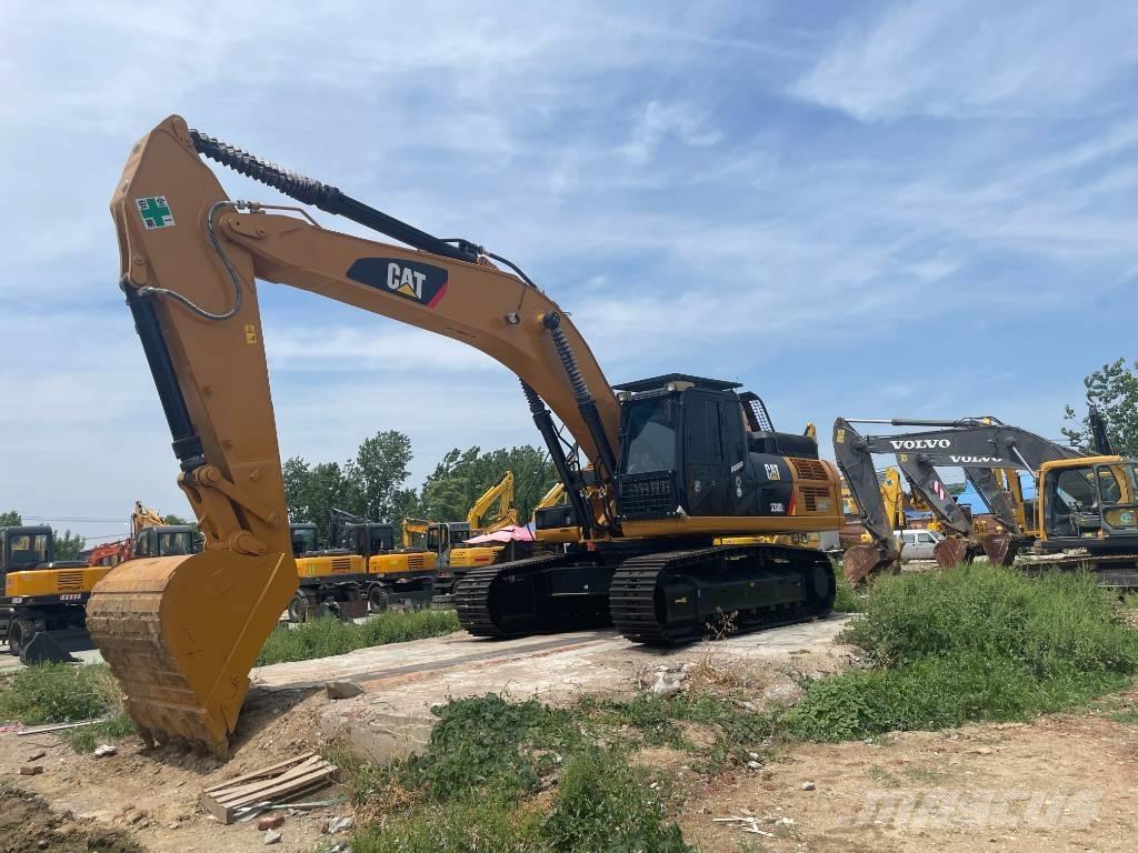 CAT 330 D حفارات زحافة
