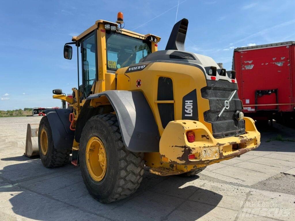Volvo L60H لوادر بعجل