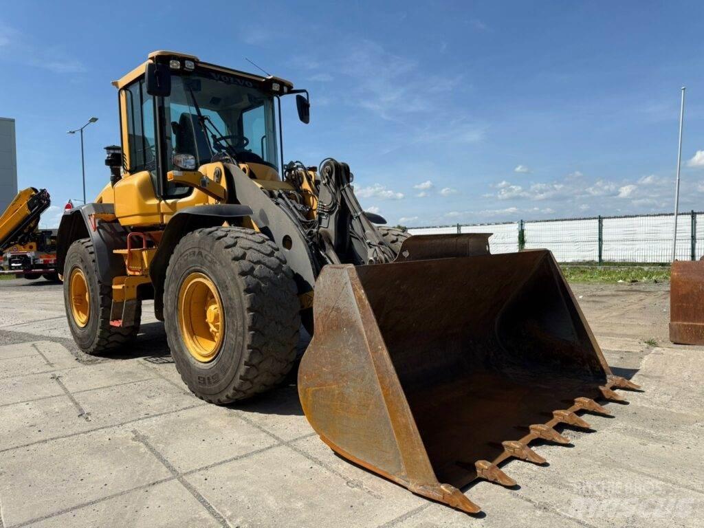 Volvo L60H لوادر بعجل