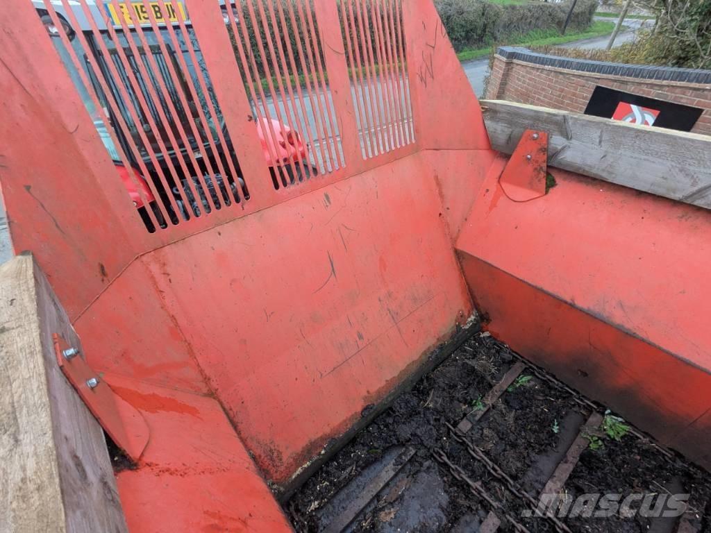 Ktwo DUO 900 معدات توزيع السماد العضوي