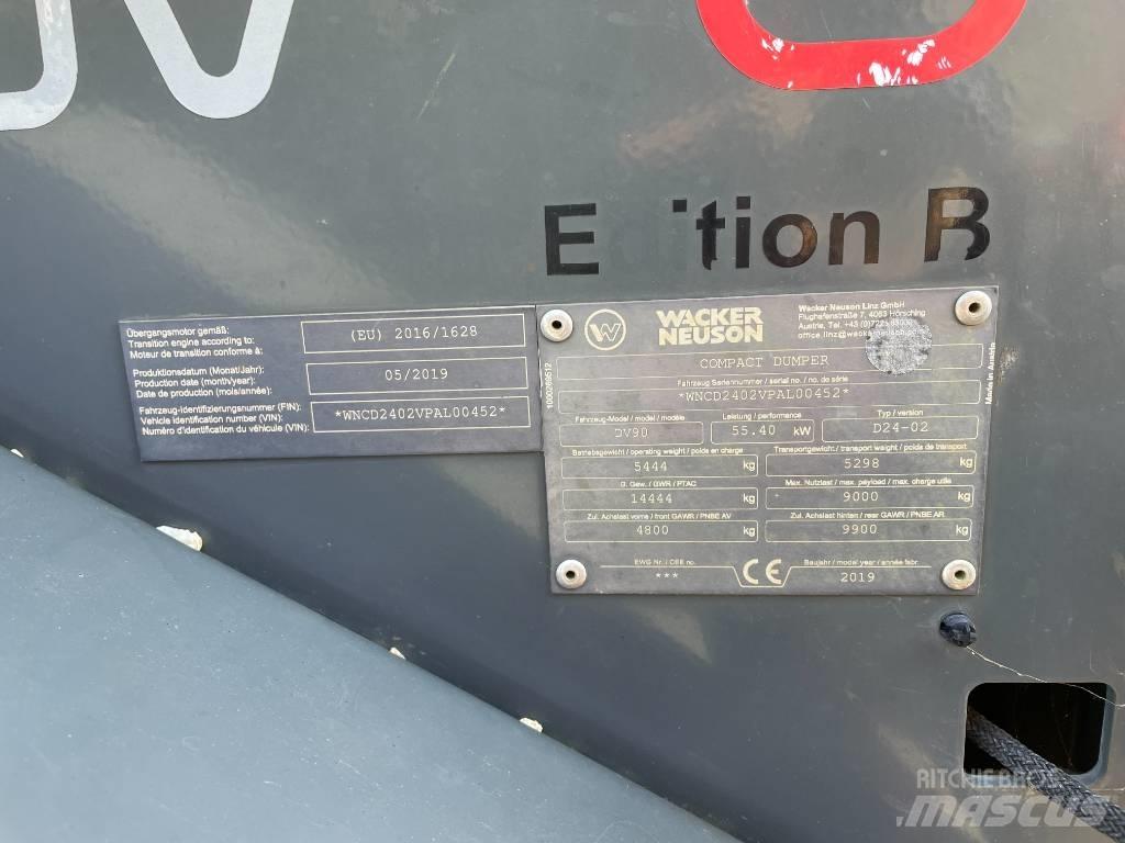 Wacker Neuson DV 90 عربات نقل قلابة للمواقع