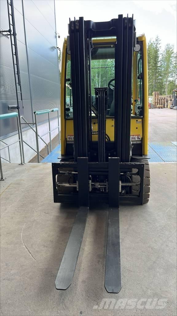 Hyster J 3.0 XN شاحنات ذات رافعات شوكية تعمل بالكهرباء