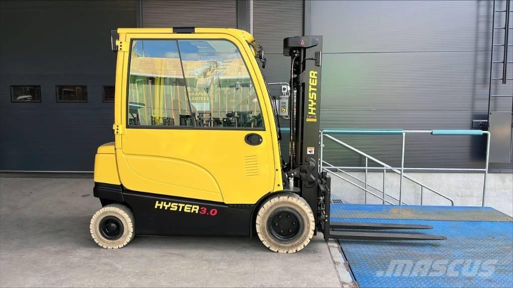 Hyster J 3.0 XN شاحنات ذات رافعات شوكية تعمل بالكهرباء