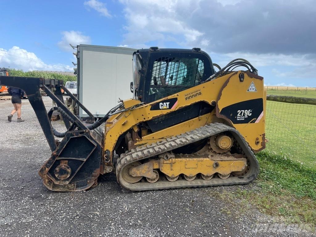CAT 279 C لوادر انزلاقية التوجيه