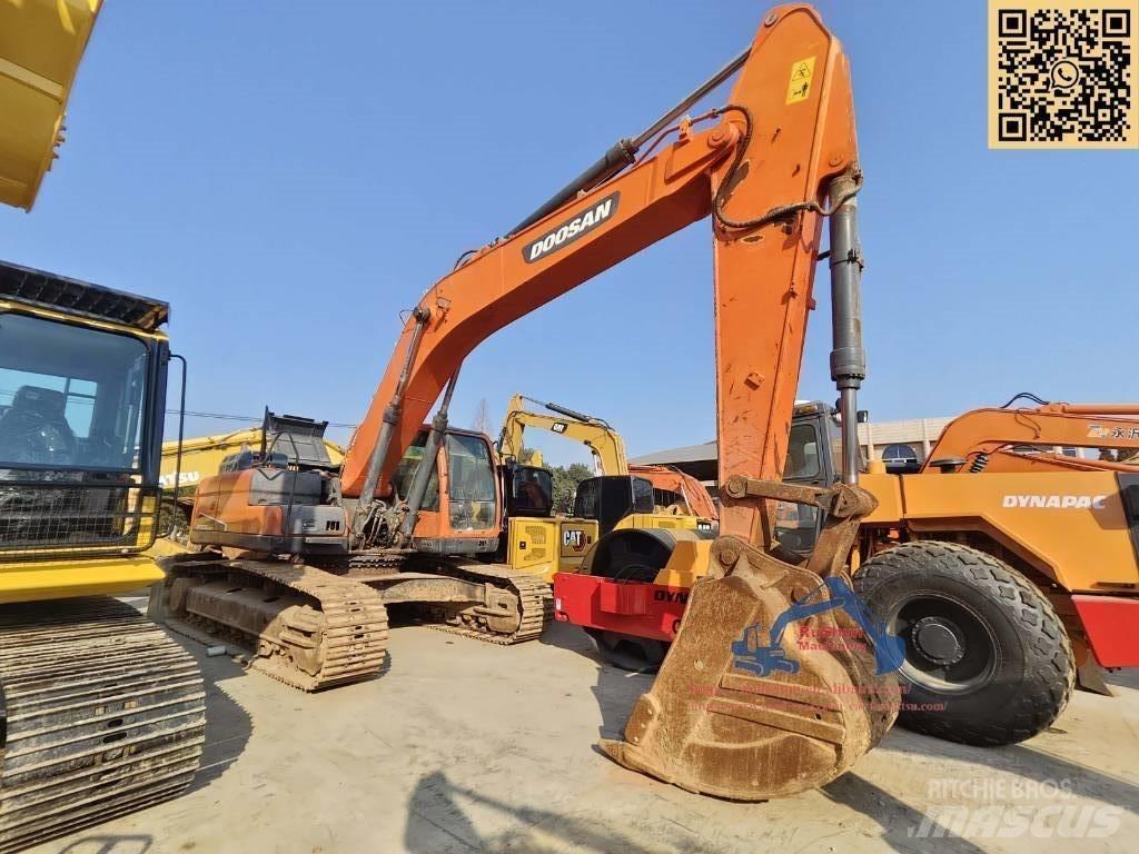 Doosan DX 300 LC حفارات زحافة
