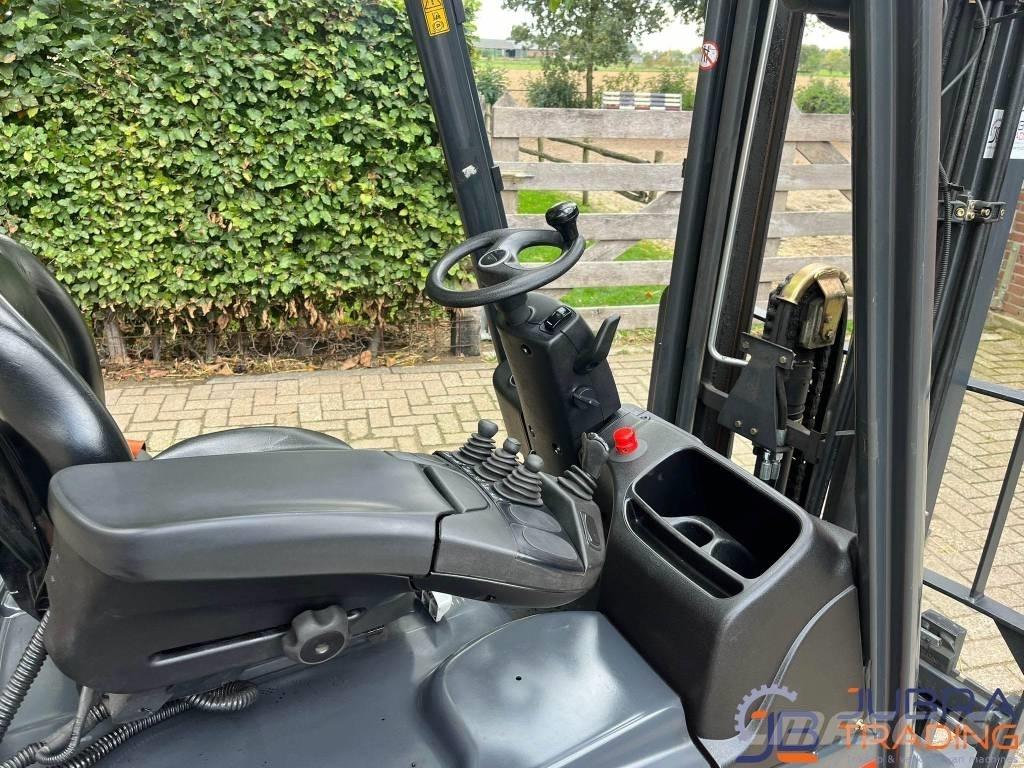 Linde E14-02 شاحنات ذات رافعات شوكية تعمل بالكهرباء