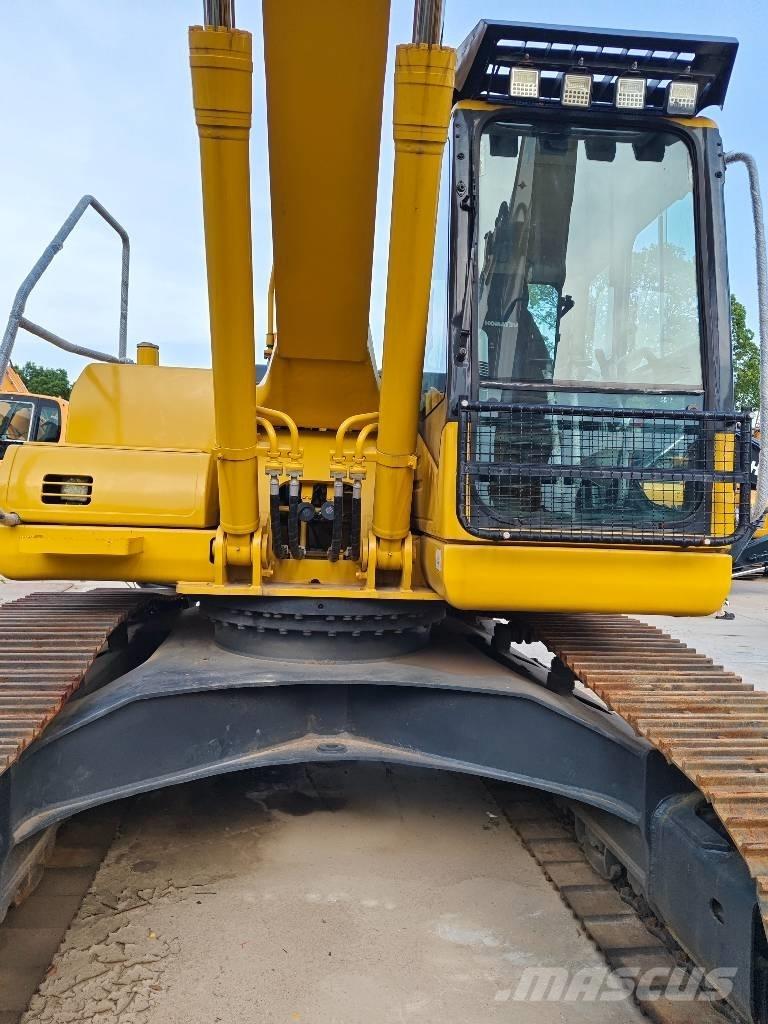 Komatsu PC 220-7 حفارات زحافة