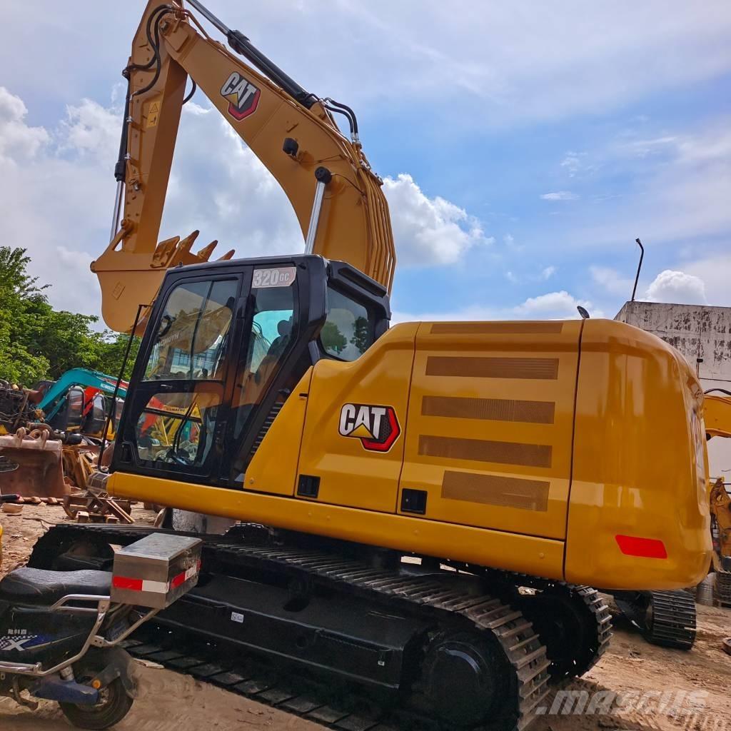 CAT 320GC حفارات زحافة