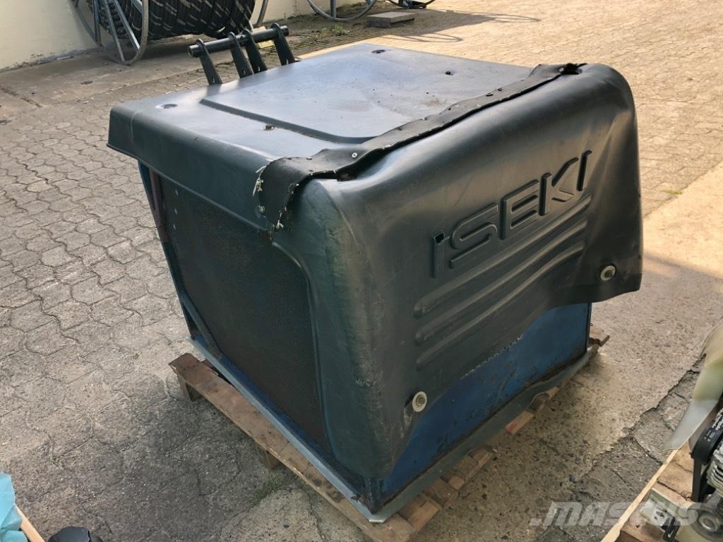 Iseki SXG ركوب الحشائش