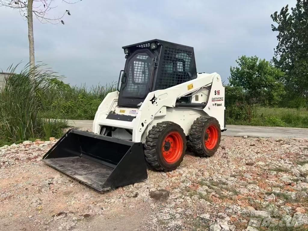 Bobcat S 16 لوادر انزلاقية التوجيه