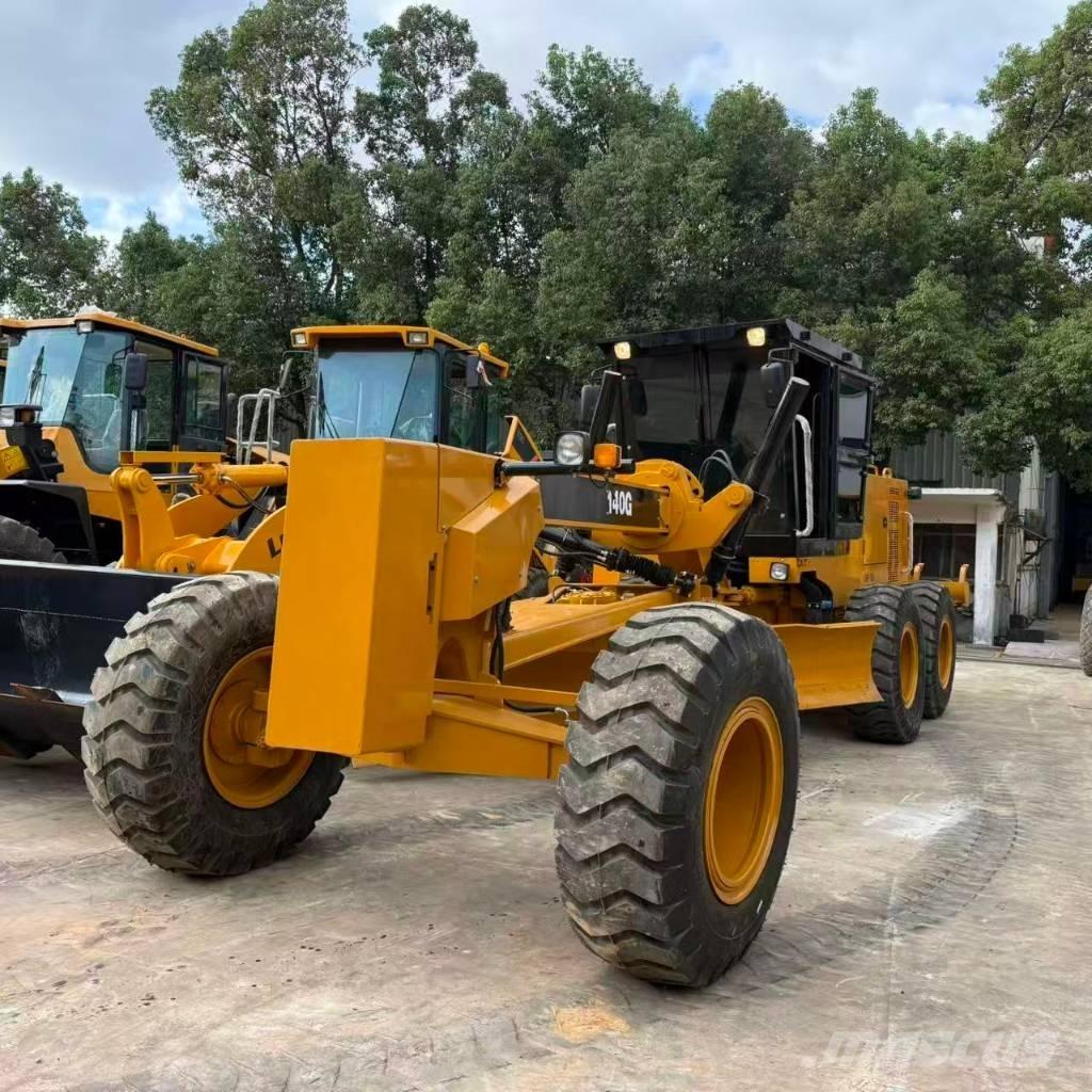 CAT 140 G معدات تمهيد الطرق