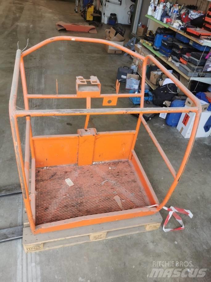 JLG Toucan 10 E أذرع الغطاس