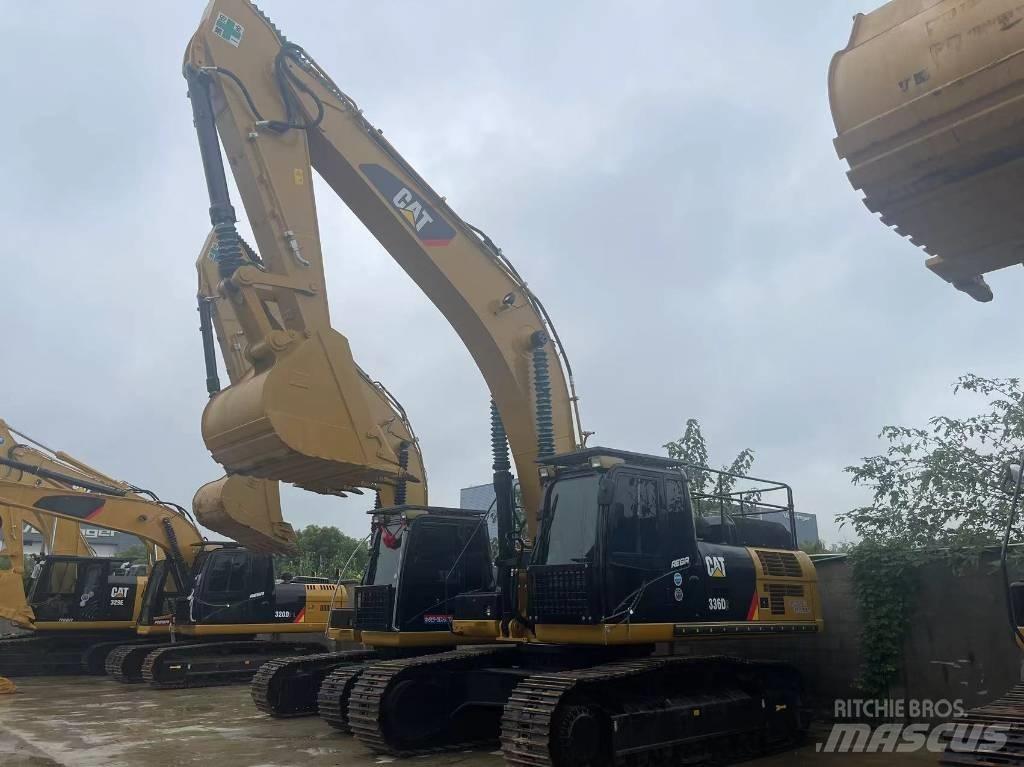 CAT 336 D حفارات زحافة