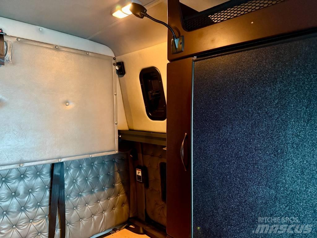 Western Star 4900 وحدات الجر