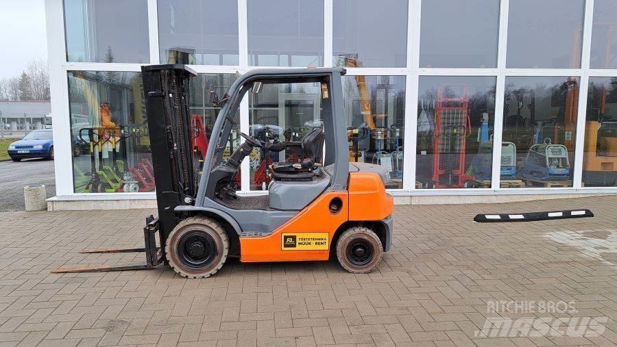Toyota 02-8FDF20 شاحنات الديزل