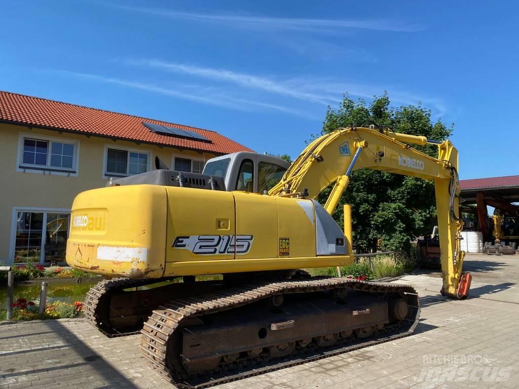 New Holland E 215 حفارات زحافة