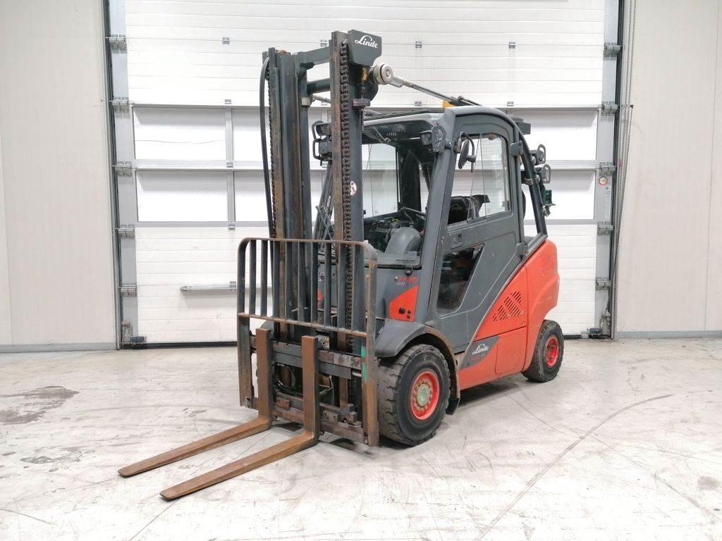 Linde H30D-02 شاحنات الديزل