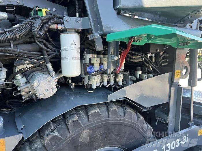 Vögele S 1303-3i معدات السفلتة