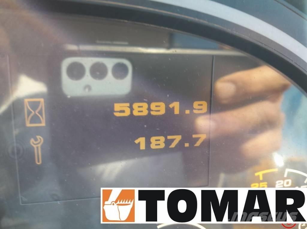 JCB 540-140 مناولات متداخلة