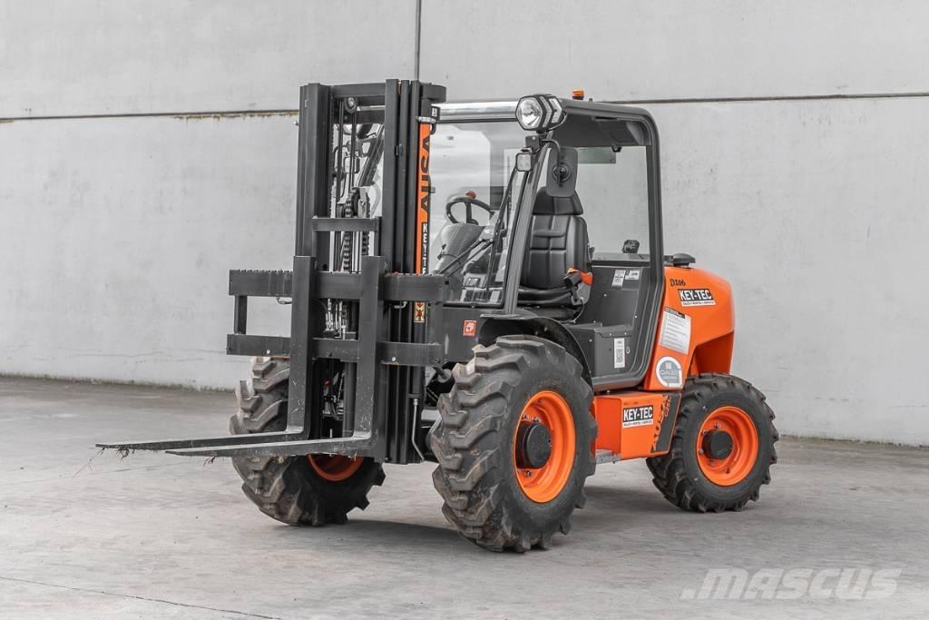 Ausa C 251 H x4 شاحنات الديزل