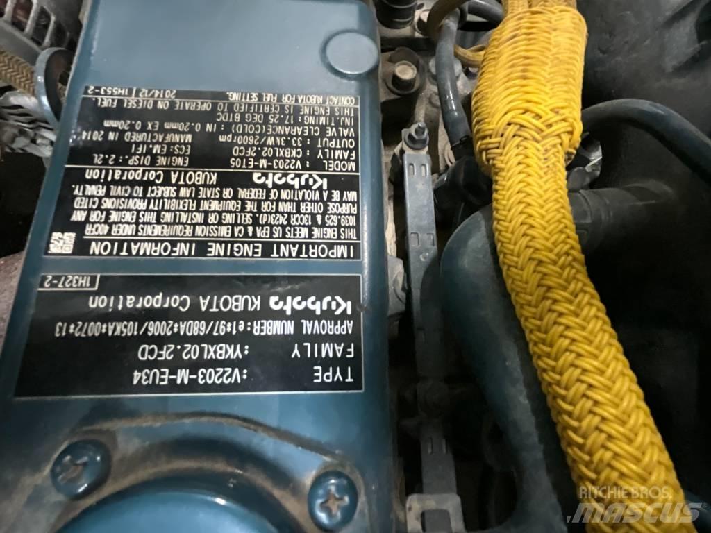 Bomag BW 135 AD-5 مداحل ثنائية الاسطوانة